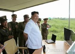 Lãnh đạo Triều Tiên Kim Jong-un đích thân chỉ đạo bắn tên lửa