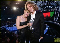 Miley biết trước kết quả MTV VMAs 2014?