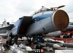 Phó Thủ tướng Nga đề nghị sản xuất lại tiêm kích MiG-31