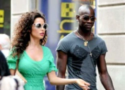 Sắp sang Anh, Balotelli bỗng nhớ con gái