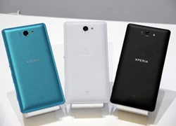 Sony Xperia ZL2 xách tay giá 8 triệu &#8216;ăn khách&#8217; ở VN