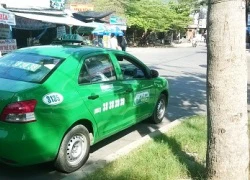 Tài xế taxi tìm vị khách người Nhật để trả lại 6.000 USD