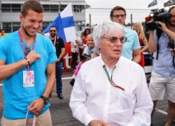 Trùm đua xe F1 Bernie Ecclestone dùng tiền "khủng" để thoát tội