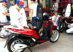 Xe máy Honda đắt hàng trong tháng Ngâu