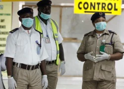 Zambia đóng cửa biên giới ngăn chặn virus Ebola lây lan