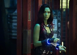 Zoe Saldana - 'Đả nữ' bom tấn của Hollywood