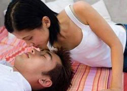 Anh không yêu nhưng lại theo để "chiều"