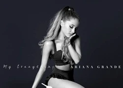 Ariana Grande chiếm ngôi đầu Billboard 200