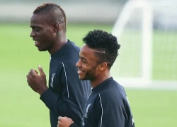 Balotelli bắt Sterling chui gầm bàn