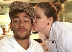 Bỏ mỹ nhân, Neymar bập vào cô đầu bếp xấu xí