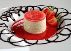 [Chế biến] &#8211; Panna cotta sốt dâu tây