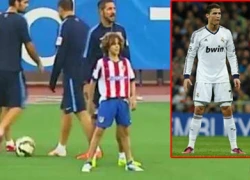 Con trai HLV Simeone bắt chước C. Ronaldo