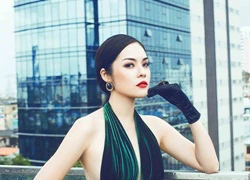 Dương Cẩm Lynh mặc táo bạo, khoe vẻ sexy