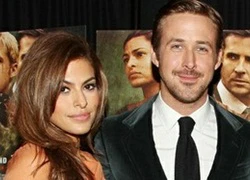 Eva Mendes và người tình bật khóc khi con gái đầu lòng chào đời