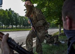 Giao tranh quyết liệt gần sân bay Donetsk