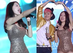 Hương Giang Idol mặc gợi cảm khiến 25.000 khán giả 'phát cuồng'