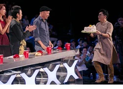 Huy Tuấn được tặng bánh sinh nhật trên khấu Got Talent