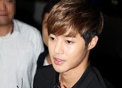 Kim Hyun Joong vẫn chưa thoát tội đánh bạn gái