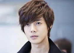 Kim Hyun Joong vẫn chưa thoát tội dù bạn gái rút đơn