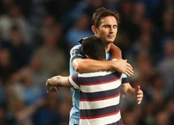 Lampard vui vẻ 'tự sướng' cùng fan trong trận đấu