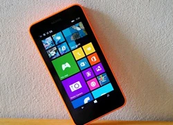 Lumia 630 chính hãng giảm giá còn 3,3 triệu đồng