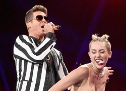 Miley bức xúc khi Elvis Presley cũng "twerk" mà không bị chỉ trích