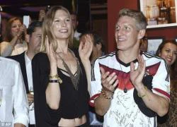 Schweinsteiger, Gotze, Ozil đỏ nghiệp đen tình