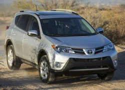 Toyota RAV4 bất ngờ bán chạy nhất phân khúc crossover