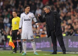 Thế giới "huyền bí" của Jose Mourinho (Kỳ 30): Tìm đường chuồn khỏi Madrid