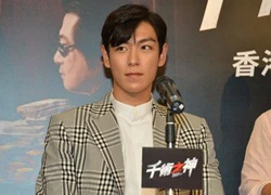 T.O.P (Big Bang) nhắng nhít, sợ hãi cảnh khỏa thân