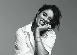 Vanessa Hudgens tiến thân lên Broadway