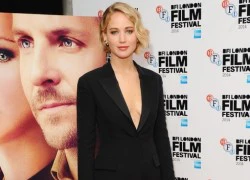 12 khoảnh khắc thời trang đáng giá của Jennifer Lawrence