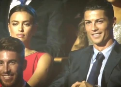 Bạn gái không vui khi nữ MC &#8216;tán tỉnh&#8217; C. Ronaldo