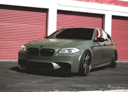 BMW M5 màu độc - nhà binh mê tốc độ