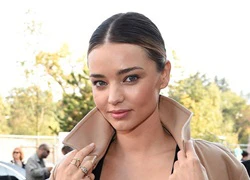 Bộ sưu tập váy cổ V gợi cảm của Miranda Kerr