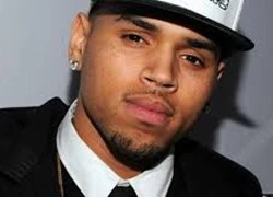 Chris Brown: &#8216;Dịch Ebola là hình thức kiểm soát dân số&#8217;