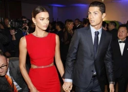 Irina rực rỡ mừng C. Ronaldo nhận hattrick giải thưởng