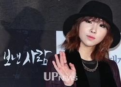 Minzy (2NE1) trấn an fan sau tin đồn tan rã