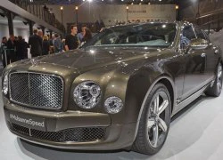 Ngắm Bentley Mulsanne Speed trên sân khấu Paris