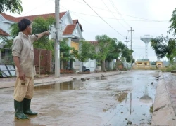 Ở cạnh công trình nước sạch 11 tỷ đồng, dân vẫn "khát nước"