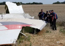 Phát hiện nạn nhân MH17 đeo mặt nạ dưỡng khí