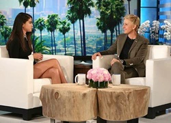 Selena Gomez thích thả rông khi ở nhà