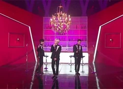 Super Junior đem cả quán bar lên sân khấu comeback