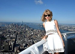 Taylor Swift khó chịu về chuyện "dìm hàng" trong showbiz