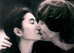 Thư tay của John Lennon đạt mức giá kỷ lục