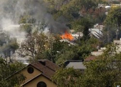 Ukraine: Phe ly khai mở chiến dịch chiếm sân bay Donetsk