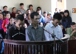 69 tháng tù cho lính nghĩa vụ trộm 6 khẩu súng ở trại giam