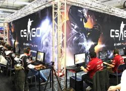 Ban tổ chức Dreamhack Winter mạnh tay trước scandal hack CS:GO