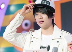 Cô nàng tomboy của f(x) bất ngờ đánh lẻ