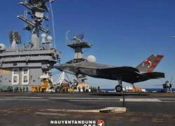 F-35C hạ cánh, móc cáp hãm đà thành công trên tàu sân bay